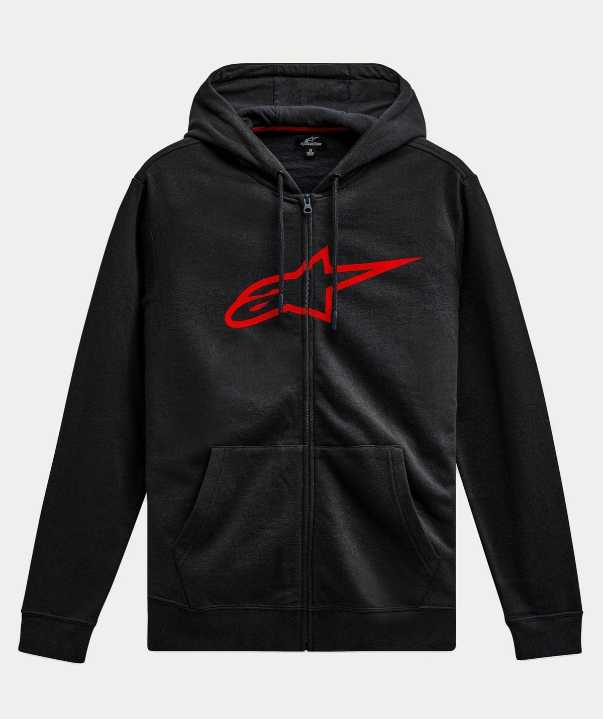 Sudadera con capucha Alpinestars Ageless Zip V3, ropa urbana casual, negra con un gran logotipo rojo de Alpinestars en el pecho, cremallera frontal completa, capucha con cordón, manga larga, puños y dobladillo acanalados