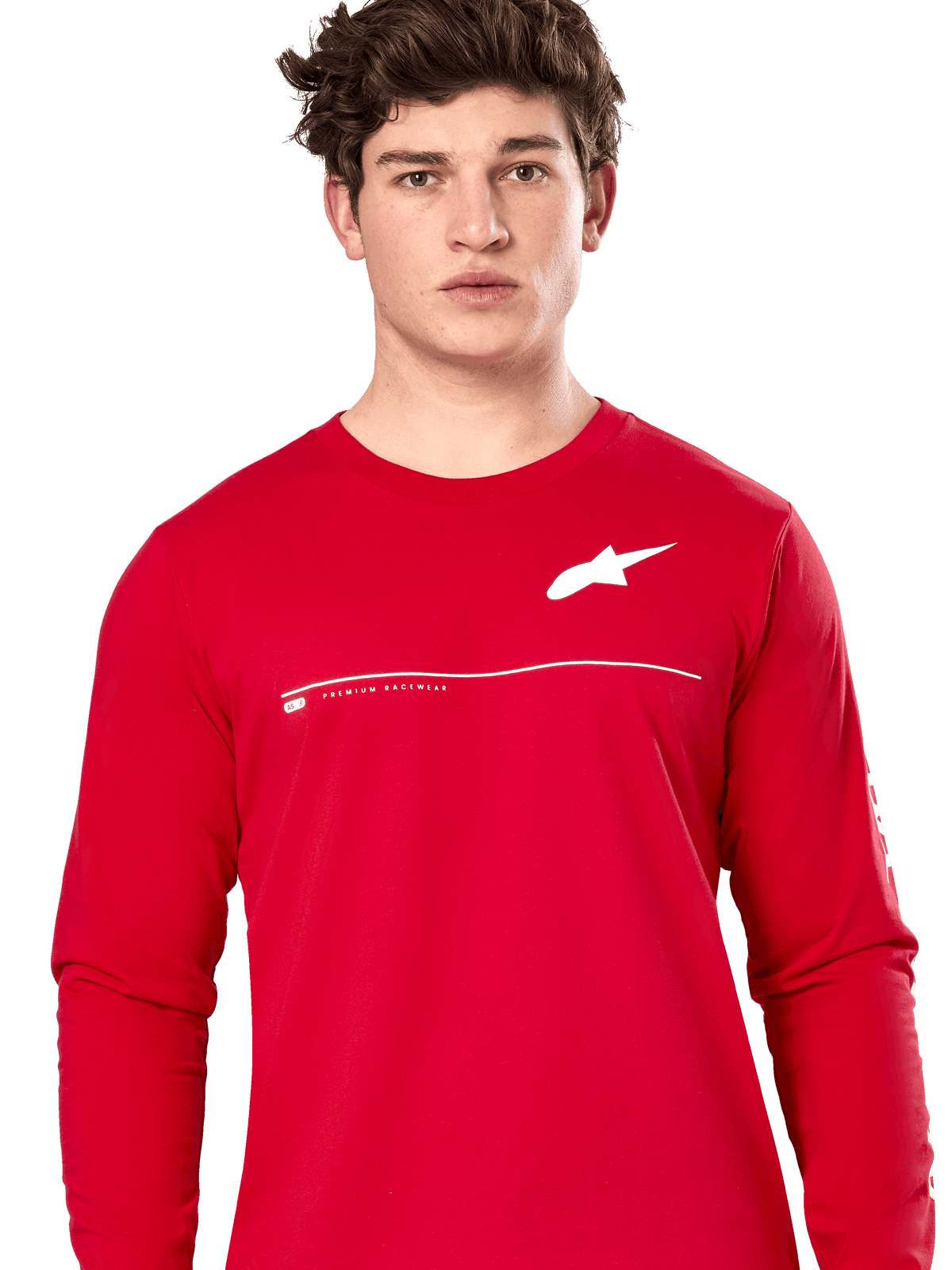 Alpinestars Committed CSF Tee, camiseta de manga larga, roja, logotipo de Astars blanco en el pecho con línea horizontal y texto 'Premium Racewear', usada por un modelo masculino, estilo streetwear casual inspirado en el motor