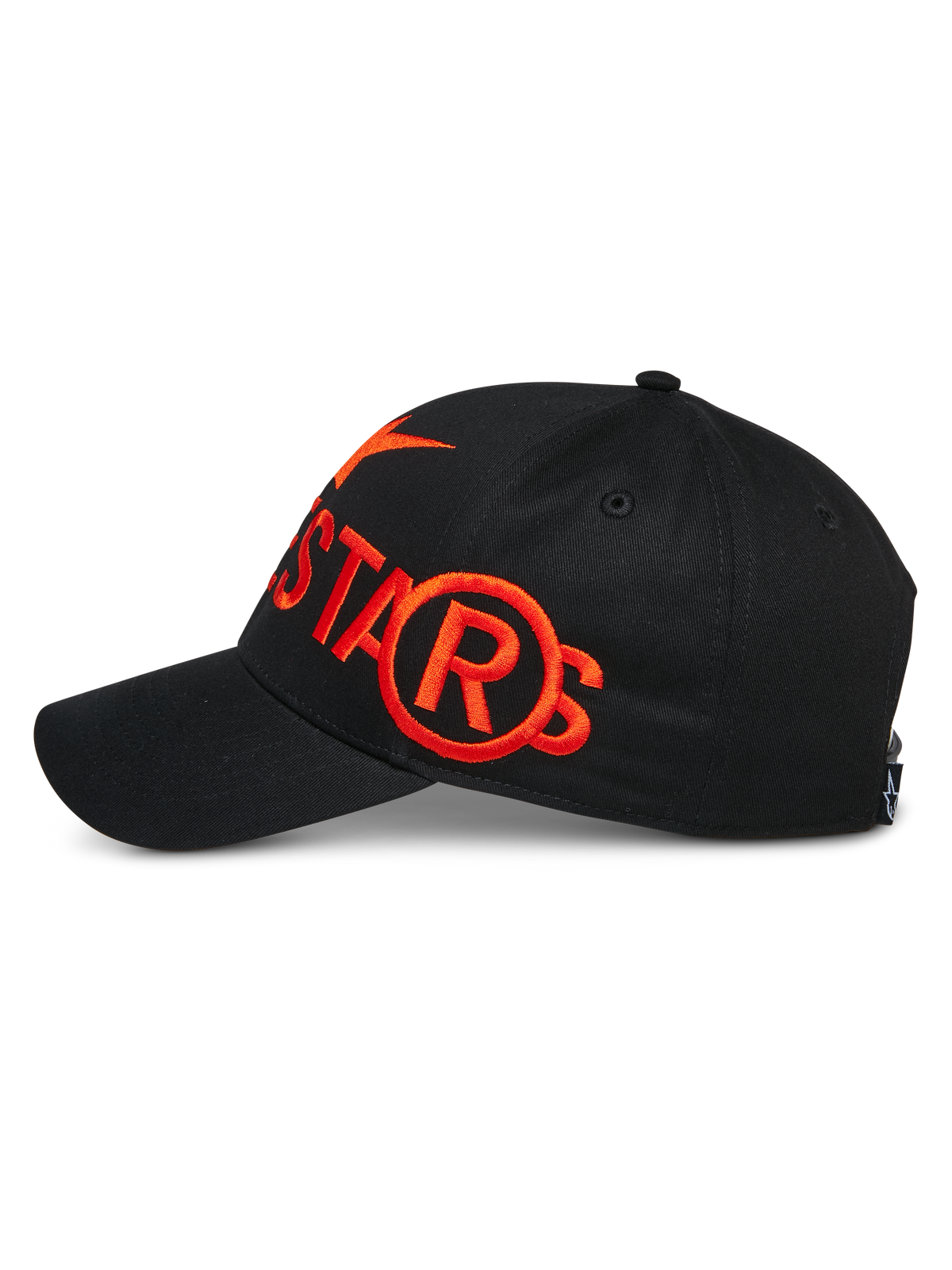 Gorra Alpinestars Committed, negra, gorra de béisbol snapback, vista lateral con un gran logotipo bordado plano en color naranja, corona estructurada con visera curva, accesorio casual de estilo de vida de motor