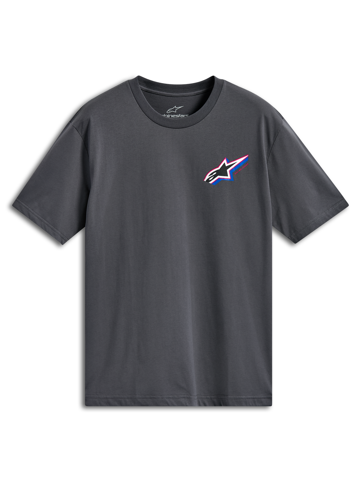 Camiseta Alpinestars Angler CSF de manga corta, gris carbón, con logotipo Astars multicolor en el pecho izquierdo con detalles en rojo y azul, ropa casual de estilo motorsport