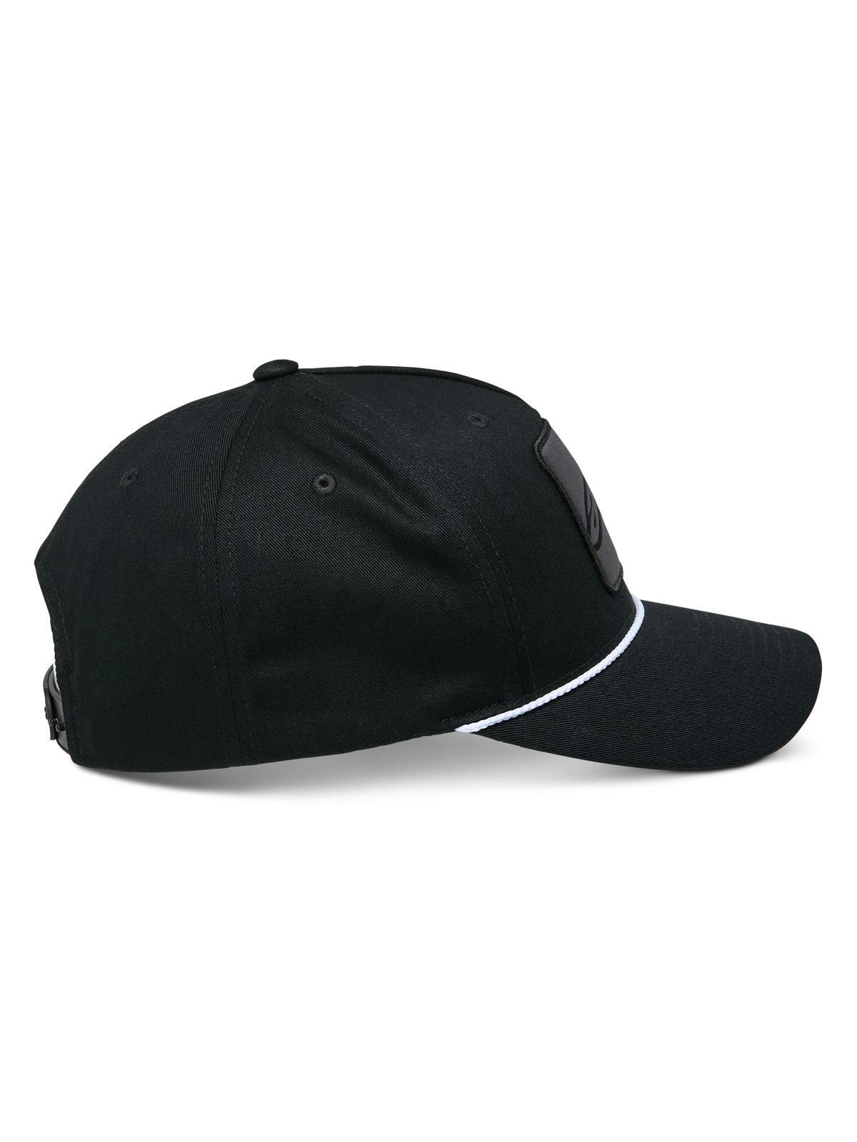 Gorra Snapback Specific de Alpinestars, negra, vista de perfil lateral con visera curva y detalle de cuerda trenzada blanca, corona estructurada, accesorio casual para motorsport