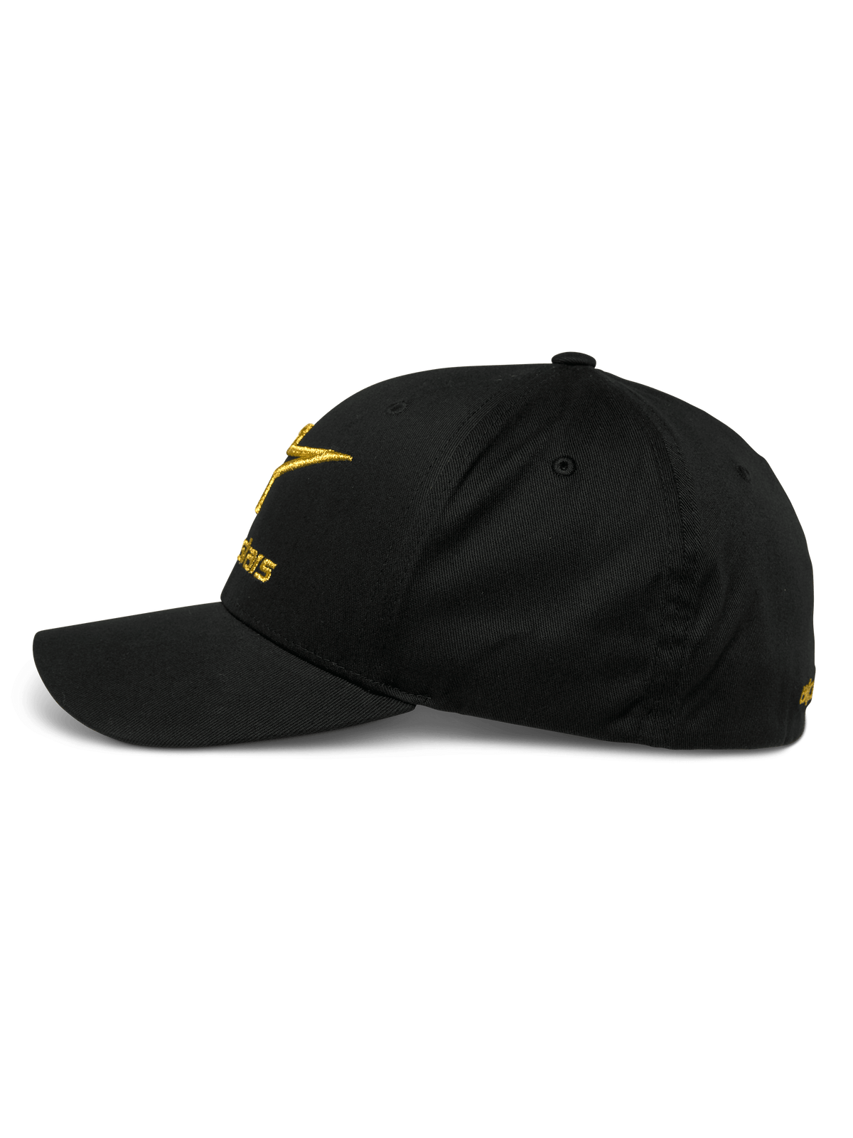 Alpinestars Gild Hat, vista de perfil lateral de una gorra de béisbol negra con visera curva, logotipo bordado en 3D metálico dorado en el frente y el lateral, corona estructurada y tejido de sarga elástica, ropa deportiva casual de automovilismo