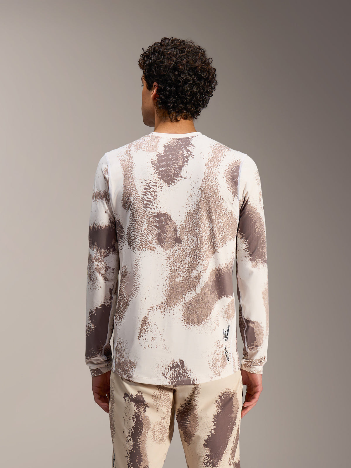 Alpinestars A-Dura Ride Long Sleeve Jersey in Sand Camo, rear view showing the lightweight MTB performance fit.