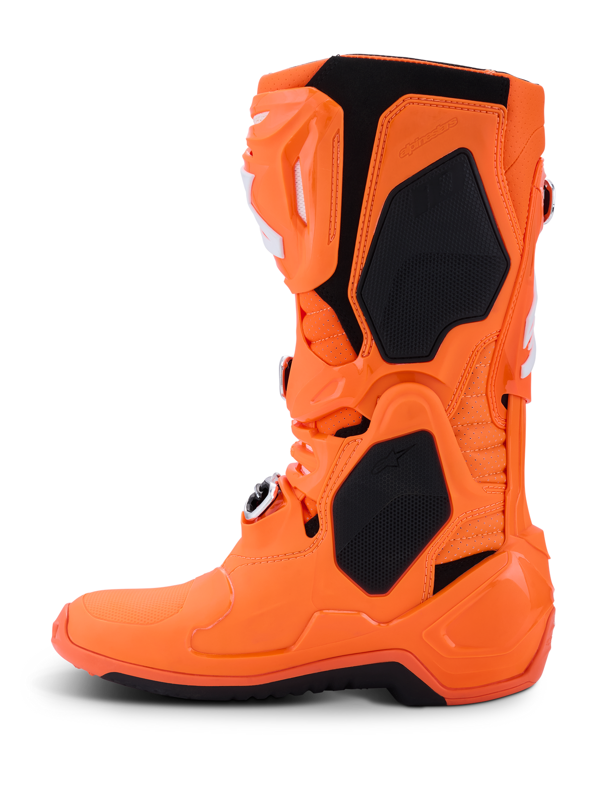 Botas Alpinestars Tech 10 Supervented, botas de motocross, naranja flúor y negro, vista de perfil lateral, con carcasa de TPU ventilada, paneles de malla para el flujo de aire y sistema de hebillas ajustables, equipamiento de carreras todoterreno de alto rendimiento
