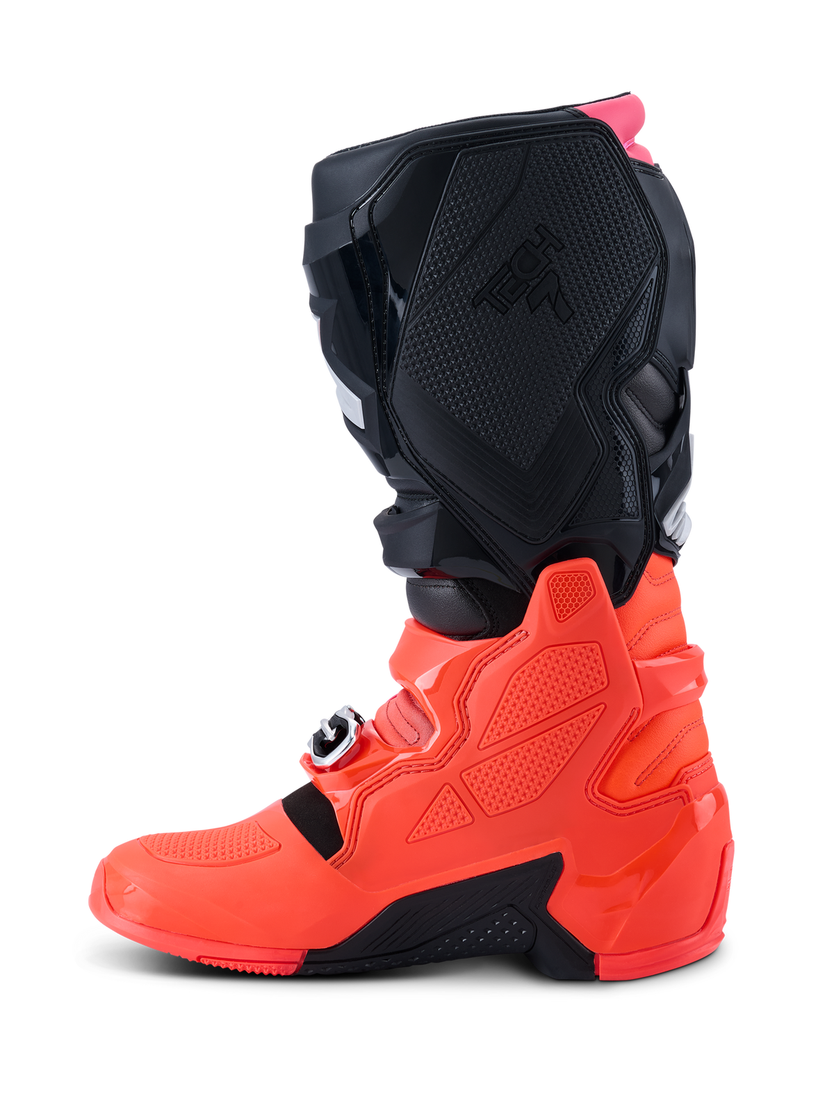 Botas Alpinestars Tech 7, botas de motocross, negro, rojo flúor y rosa flúor, vista de perfil lateral que destaca la carcasa inferior de TPU, el sistema de cierre de hebillas y los paneles de protección texturizados para un rendimiento off-road