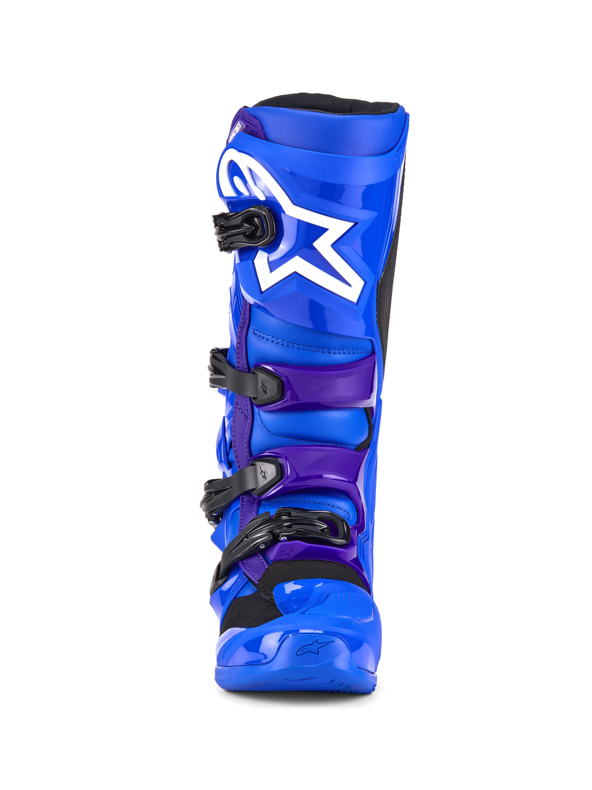 Botas Alpinestars Tech 7, botas de motocross, azul y púrpura, con un logo de estrella blanca en la placa de la espinilla, sistema de cierre de cuatro hebillas y construcción de TPU reforzada para carreras todoterreno, vista frontal