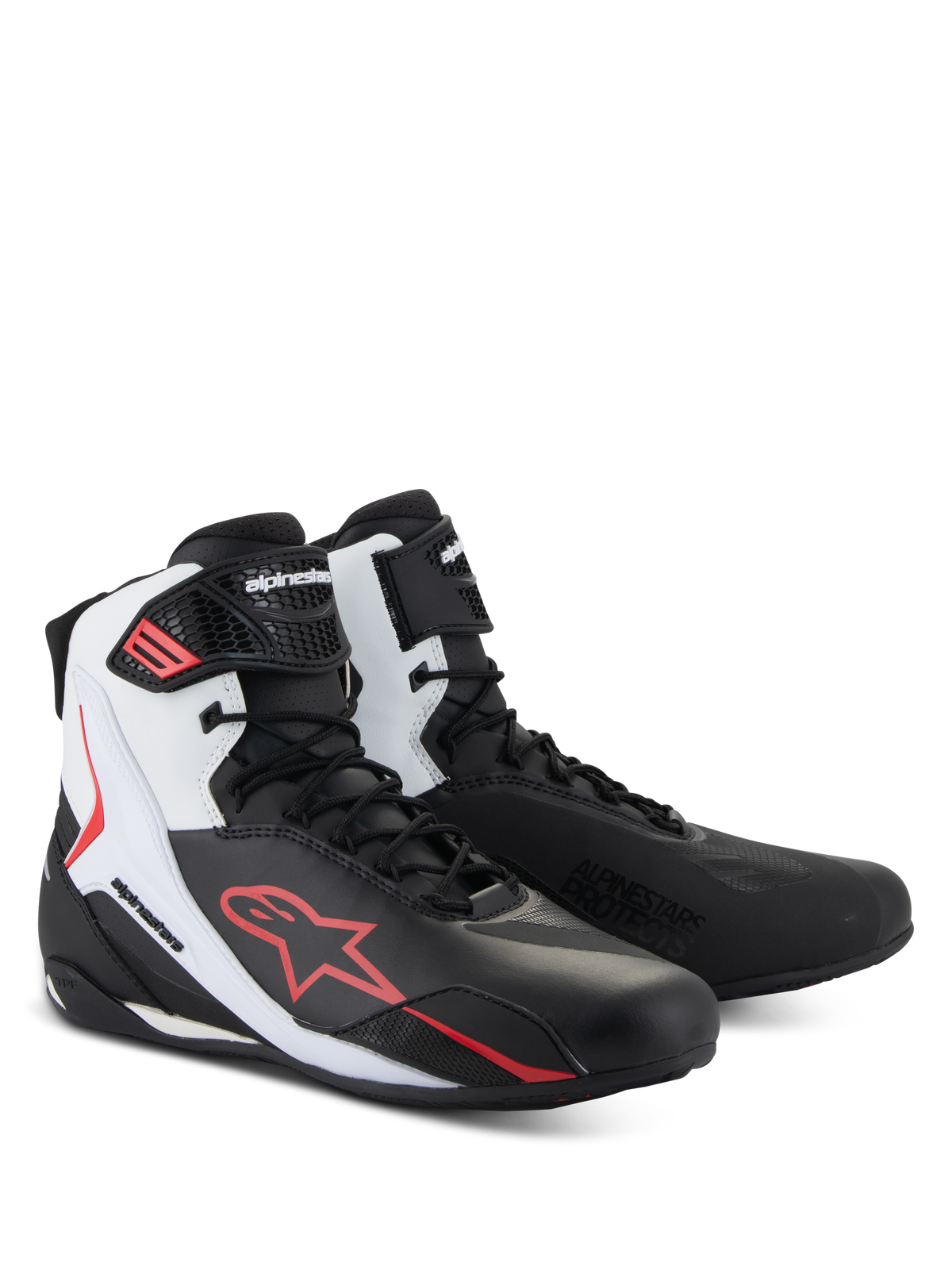 Zapatillas Alpinestars Faster-4, calzado para montar en moto, negro, blanco y rojo, calzado técnico para carretera con parte superior de microfibra avanzada, cierre de cordones con correa de velcro en el tobillo, logotipo rojo de Alpinestars y deslizadores de TPR protectores.