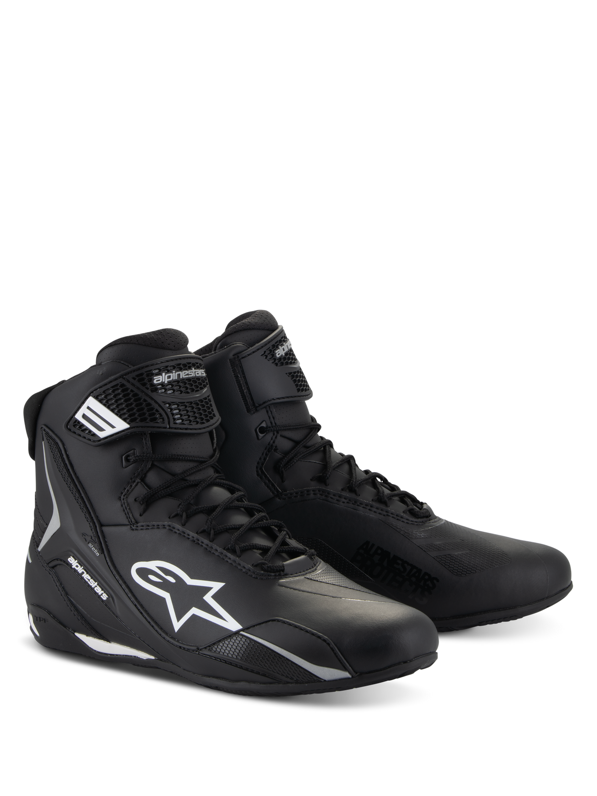 Zapatillas Alpinestars Stella Faster-4, calzado de motociclismo para mujer, negro con detalles en blanco, diseño deportivo de caña alta con cierre de cordones y correa de velcro en el tobillo, construcción de microfibra duradera con logotipos laterales protectores