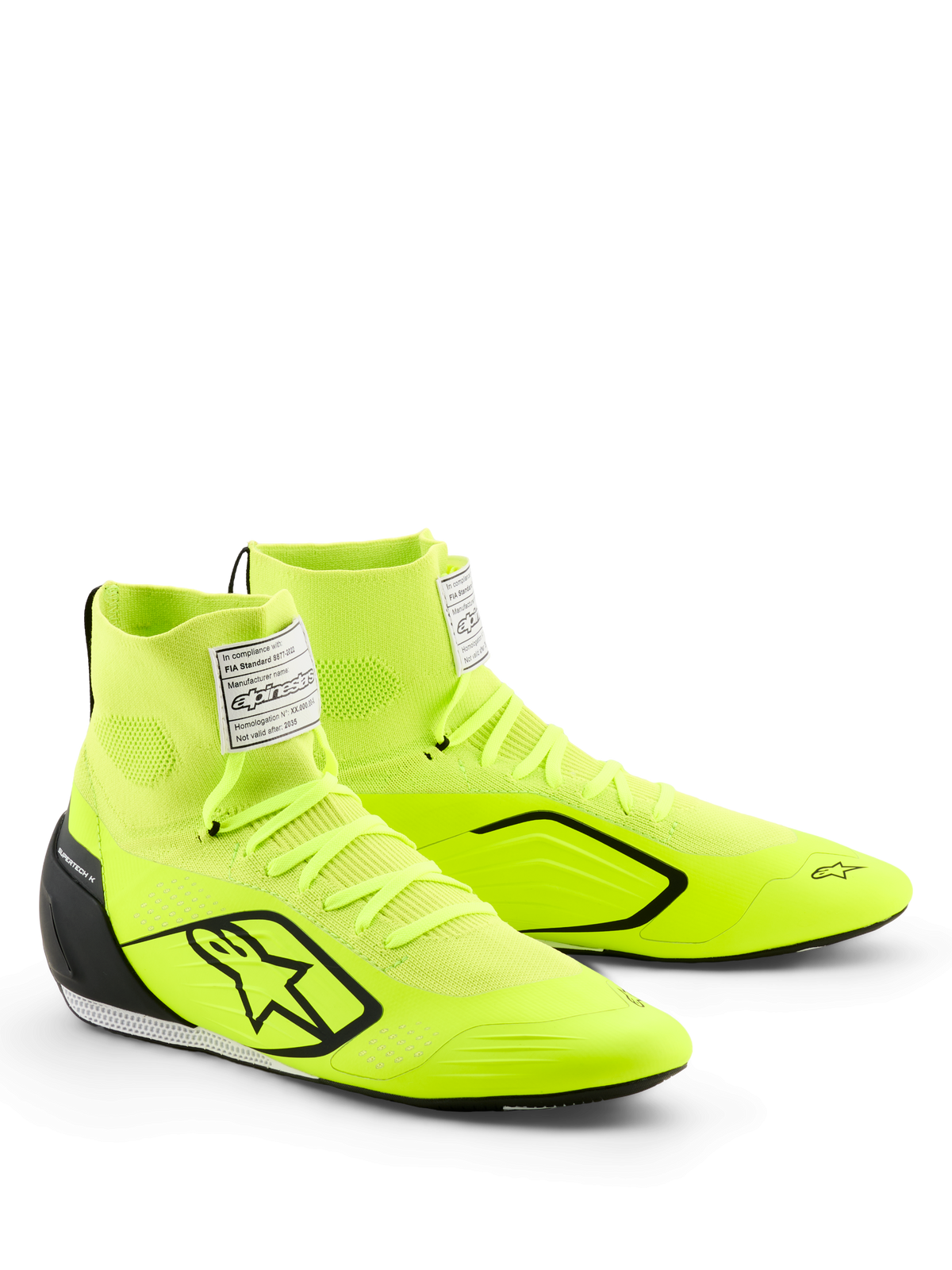Zapatos Supertech K de Alpinestars, calzado para karting, amarillo fluo, negro y blanco, con parte superior tejida en amarillo neón brillante, logotipo de estrella en negro, contrafuerte de talón de TPU inyectado, etiqueta blanca de la FIA en la lengüeta y diseño aerodinámico de automovilismo