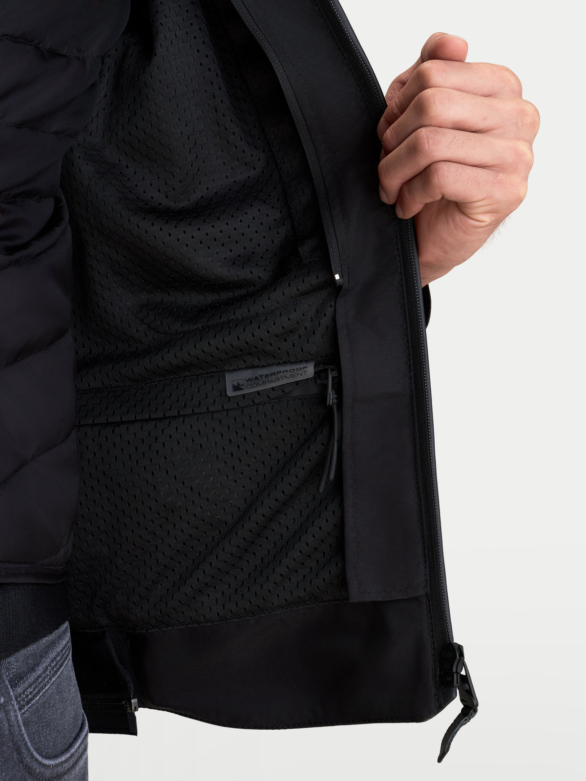 Alpinestars Caliber V 2 chaqueta de cuero, negro, primer plano del bolsillo interior compartimento impermeable y forro de malla