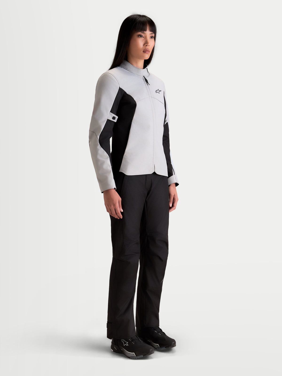 Alpinestars Stella C-1 Waterproof Chaqueta de moto urbana para mujer, gris hielo y negro, impermeable, con cuello suave y ajuste de cercanías en modelo
