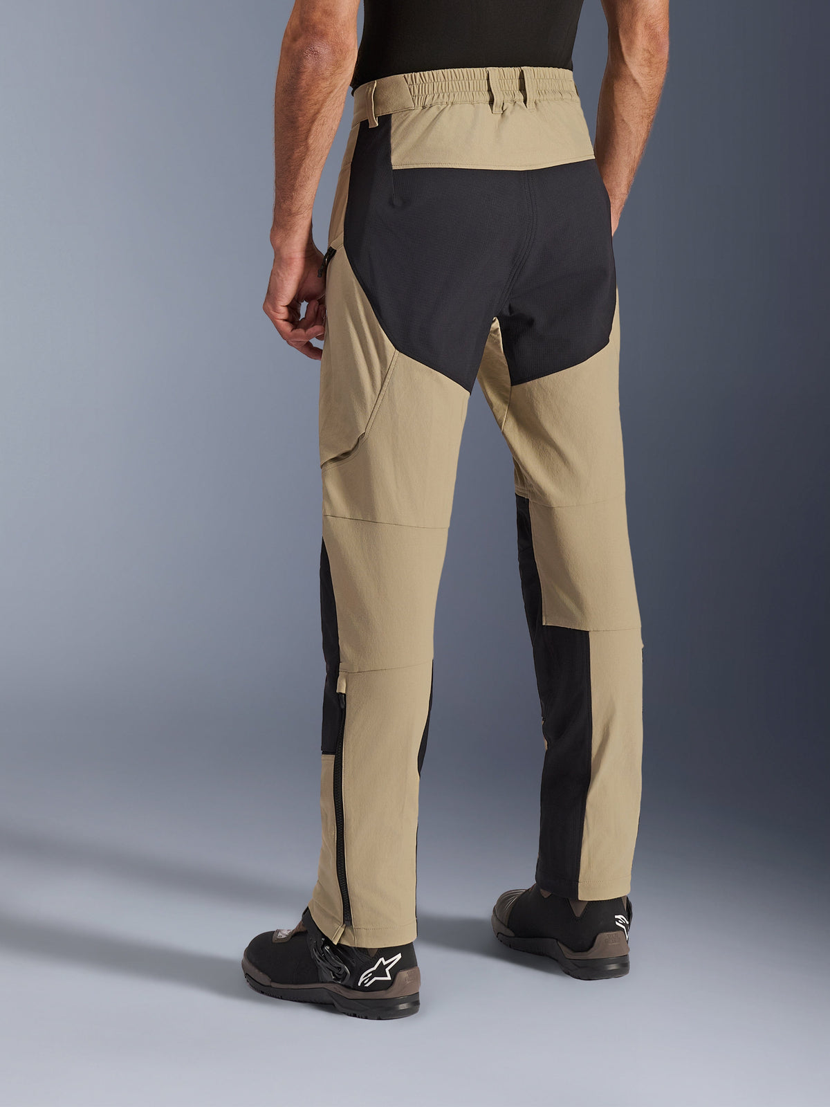 Pantalones Explore AST
