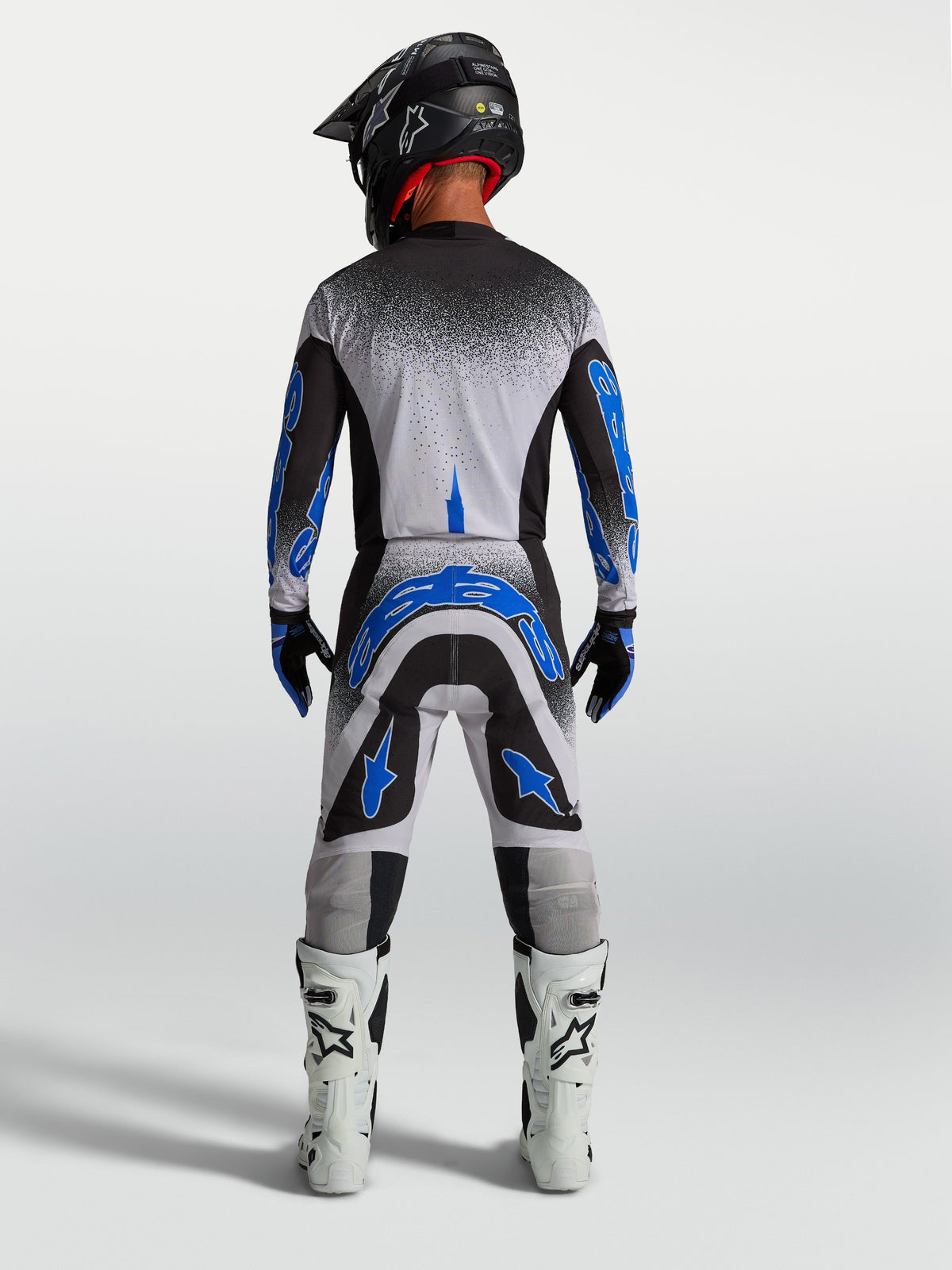 Jersey Supertech Hiten AFD y Gear Set, conjunto de motocross para hombre en negro, blanco y azul de alto rendimiento.