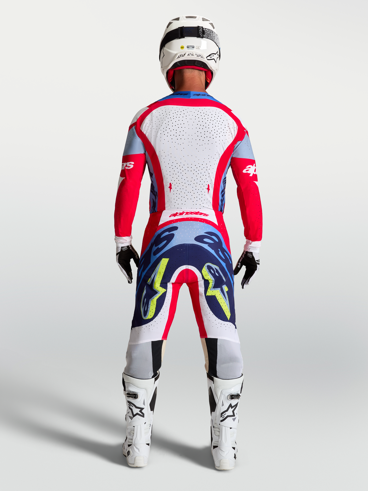 Jersey Supertech Dyna y Gear Set de Alpinestars, equipo de motocross para hombre en rojo fuego y blanco, vista posterior