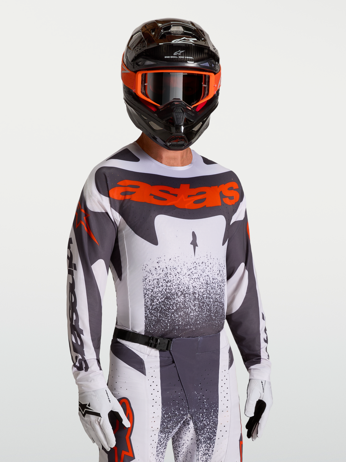 Alpinestars Jersey Techstar Swan, jersey de motocross para hombre, gris y rojo flúor, ajuste de carrera con perforaciones láser y material elástico