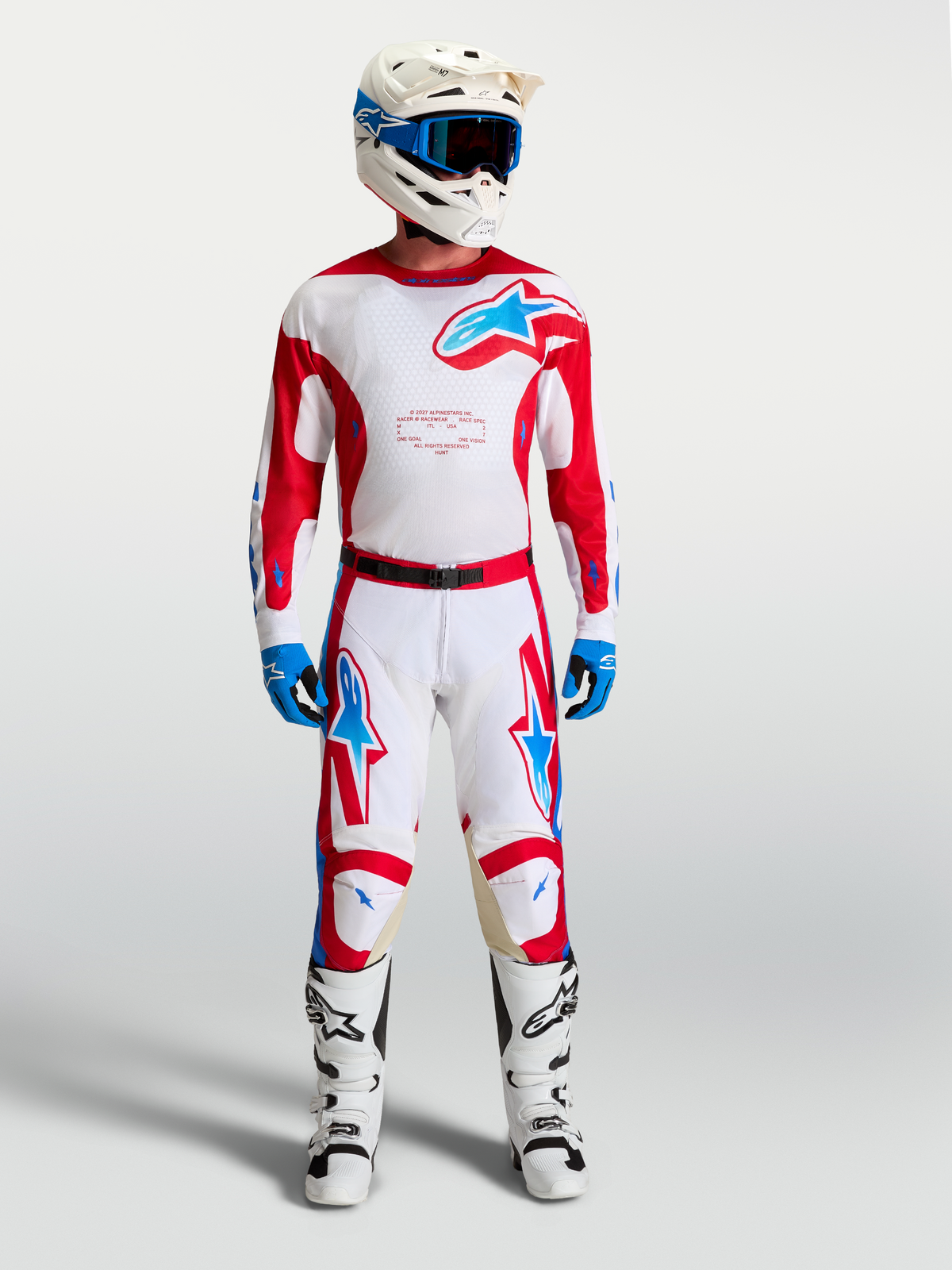 Alpinestars Jersey Racer Hunt, equipo de motocross para hombre, blanco y rojo con detalles azules, conjunto con pantalones y botas a juego