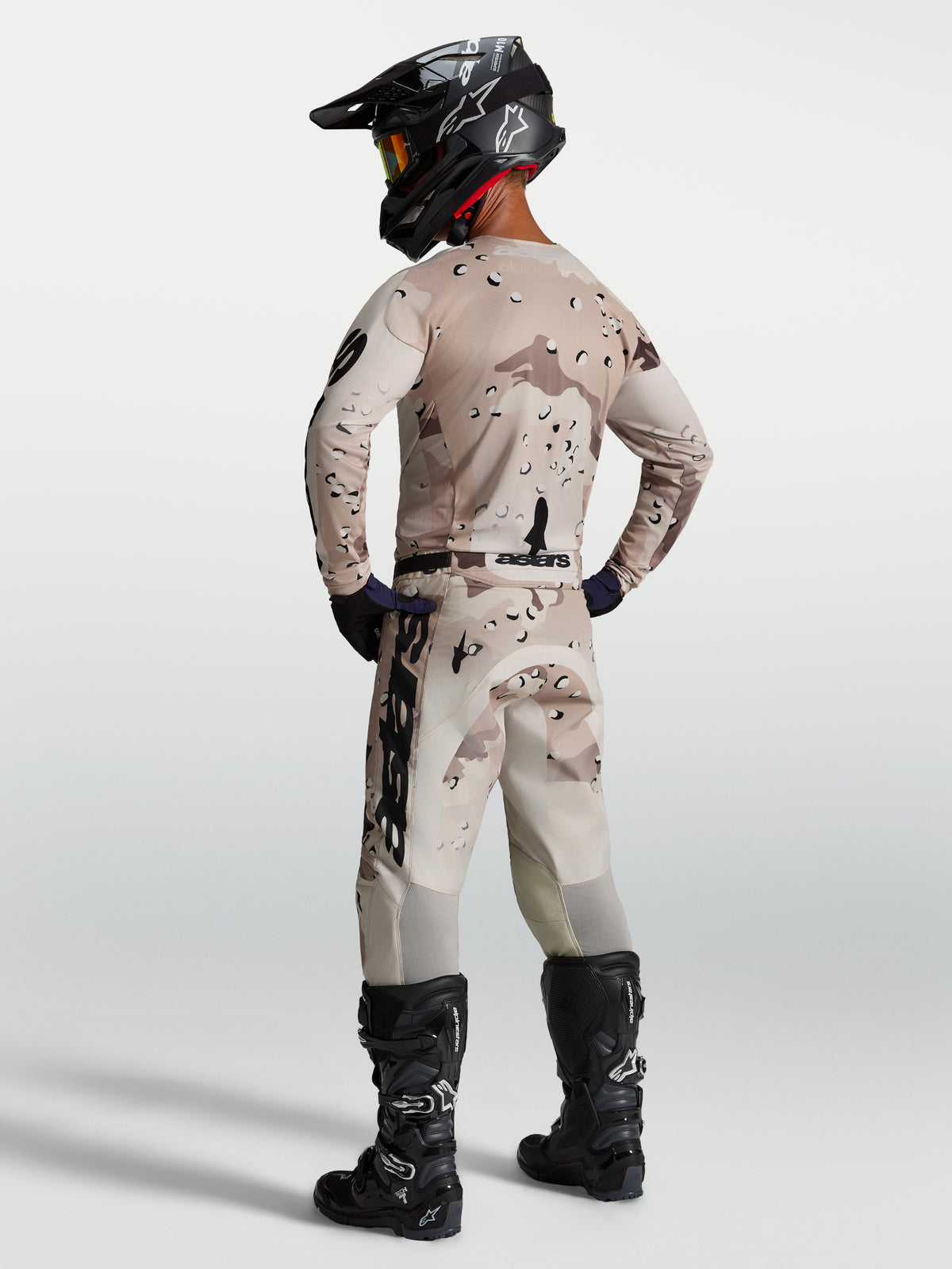 Alpinestars Jersey Racer Lone, jersey de motocross para hombre, beige y negro con diseño desert camo, ligero y transpirable.