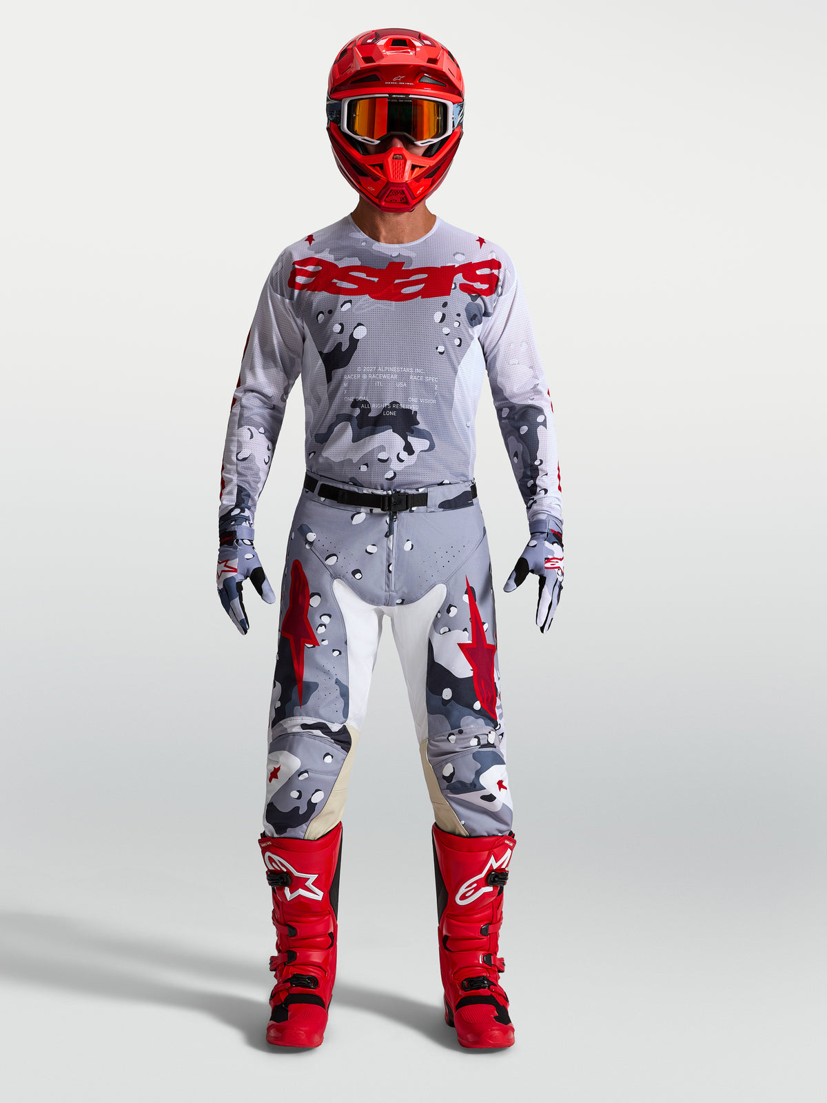 Alpinestars Racer Air Lone, jersey de motocross para hombre, gris camuflaje y rojo fuego, con malla transpirable.