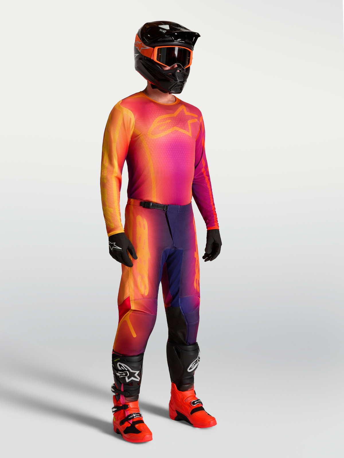 Alpinestars pantalones Fluid Kepler y jersey, equipo de motocross para hombre, morado y naranja, ajuste ergonómico y botas.