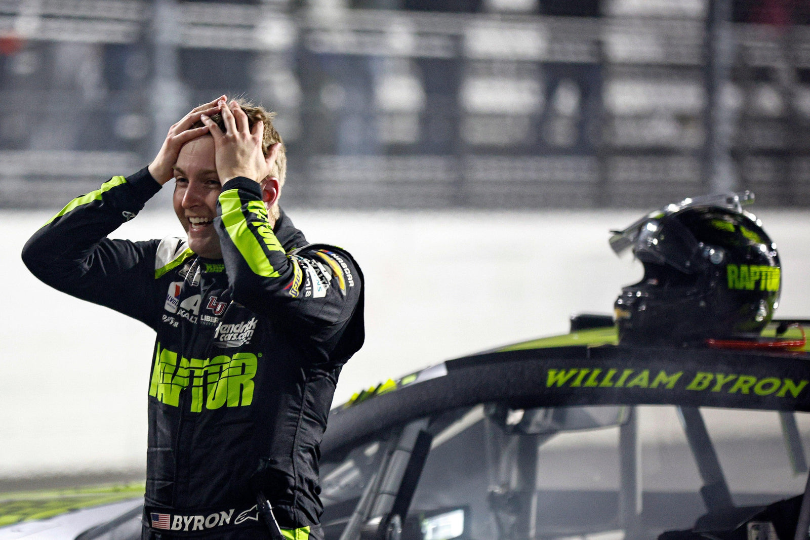 William Byron gana Blue-EMU 400 NASCAR Cup Race en Martinsville, Virginia