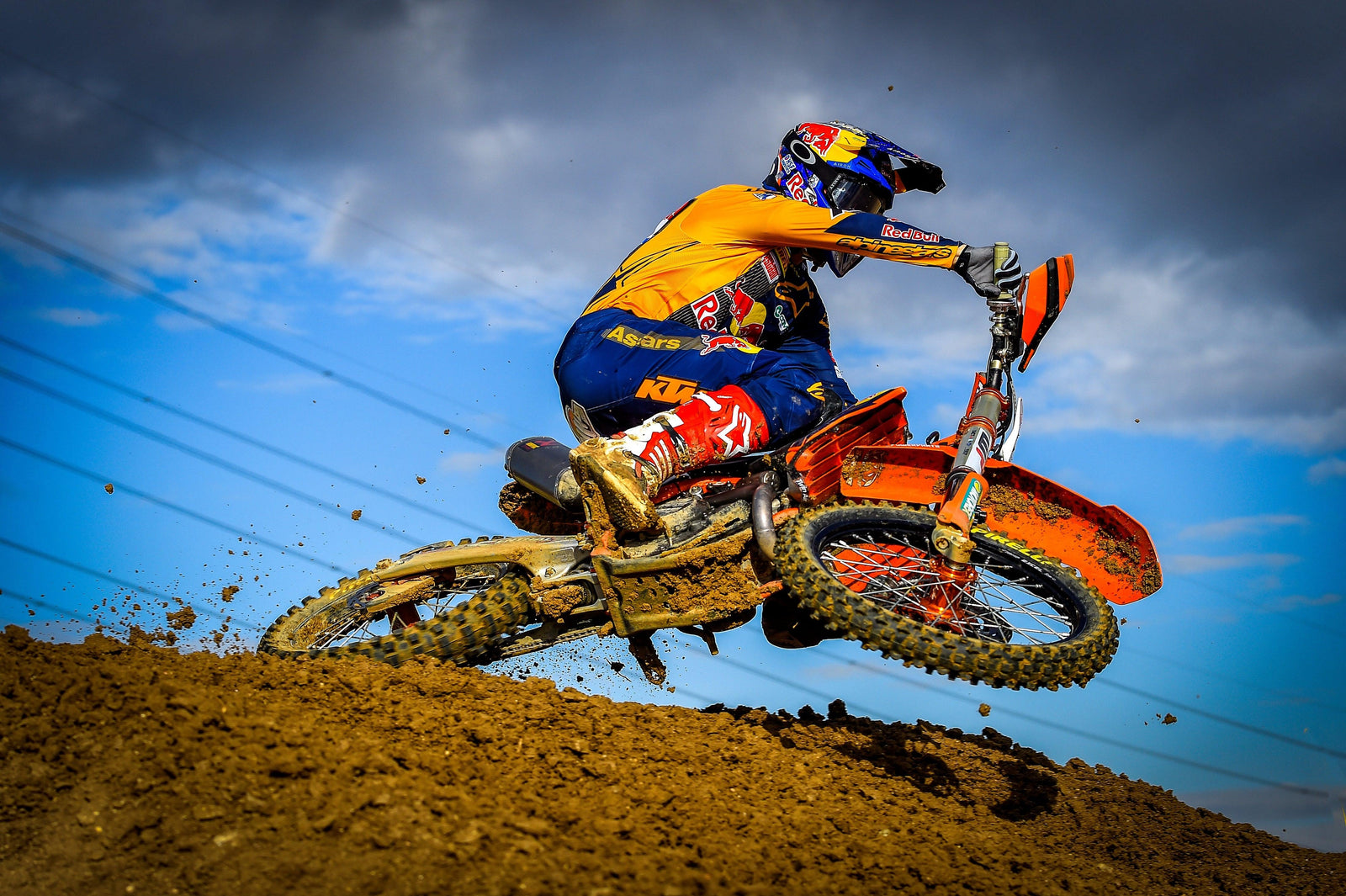 Jeffrey Herlings es el nuevo rey de España después de ganar la carrera MXGP en Arroyomolinos