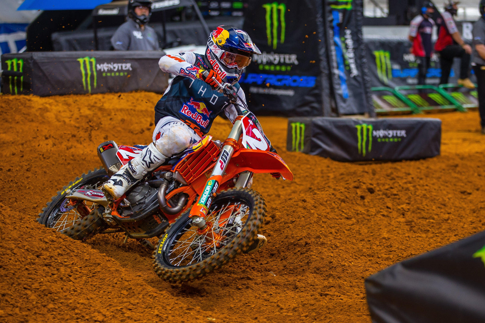 Alpinestars 1,2 como Cooper Webb domina Arlington 2 (West) 450sx para agregar otra victoria a su haber