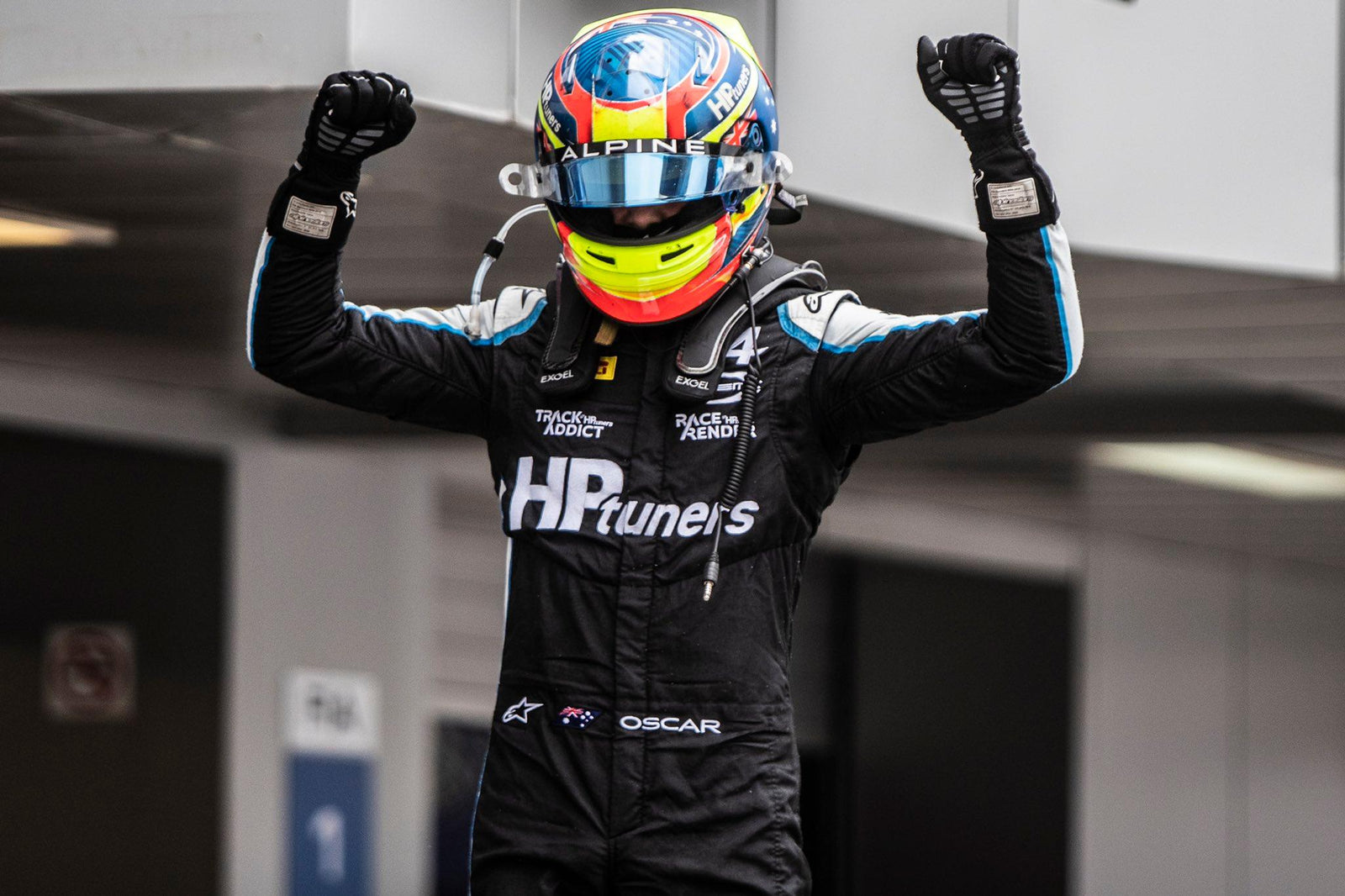 Alpinestars 1-2 cuando Oscar Piastri triunfa en la carrera de F2 en Sochi; Theo Pourchaire segundo