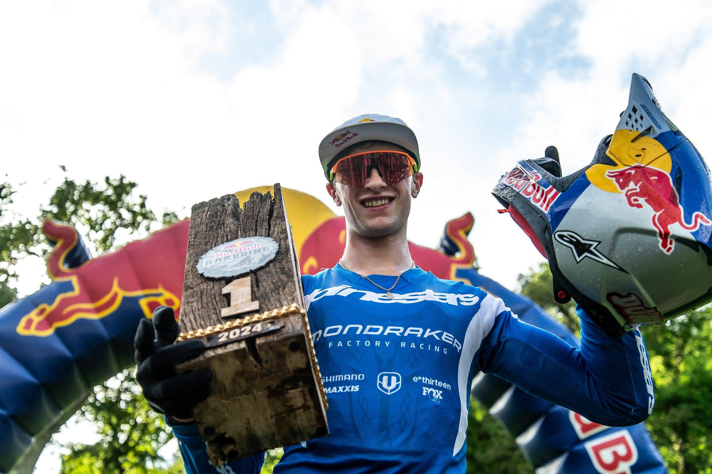 RONAN DUNNE WINS RED BULL HARDLINE MTB RACE IN WALES