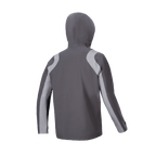 Chaqueta impermeable Alpinestars A-Dura, chaqueta de lluvia para bicicleta de montaña, color titanio oscuro y gris, vista trasera con la capucha puesta, con paneles curvos en color gris claro en hombros y mangas, diseño técnico para ciclismo en climas húmedos.