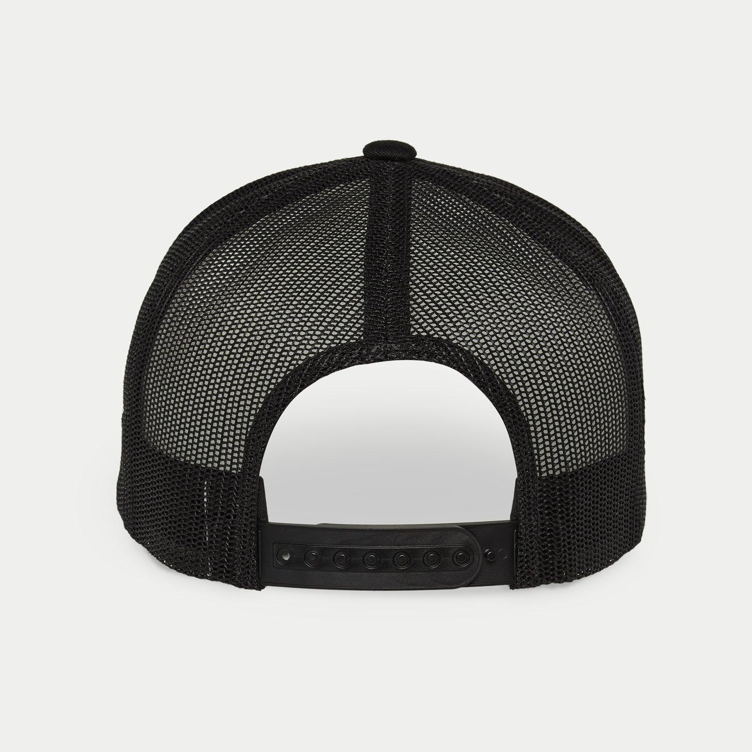 Gorra Alpinestars Flag Snapback, Negro Militar, vista trasera con paneles de malla elástica negra y cierre ajustable de plástico snapback, accesorio de estilo urbano casual