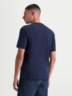 Alpinestars Camiseta Ageless 2.0 CSF, camiseta de mangas cortas para hombre, azul marino, vista trasera, ropa deportiva de estilo casual con ajuste cut and sew y mezcla de algodón y poliéster