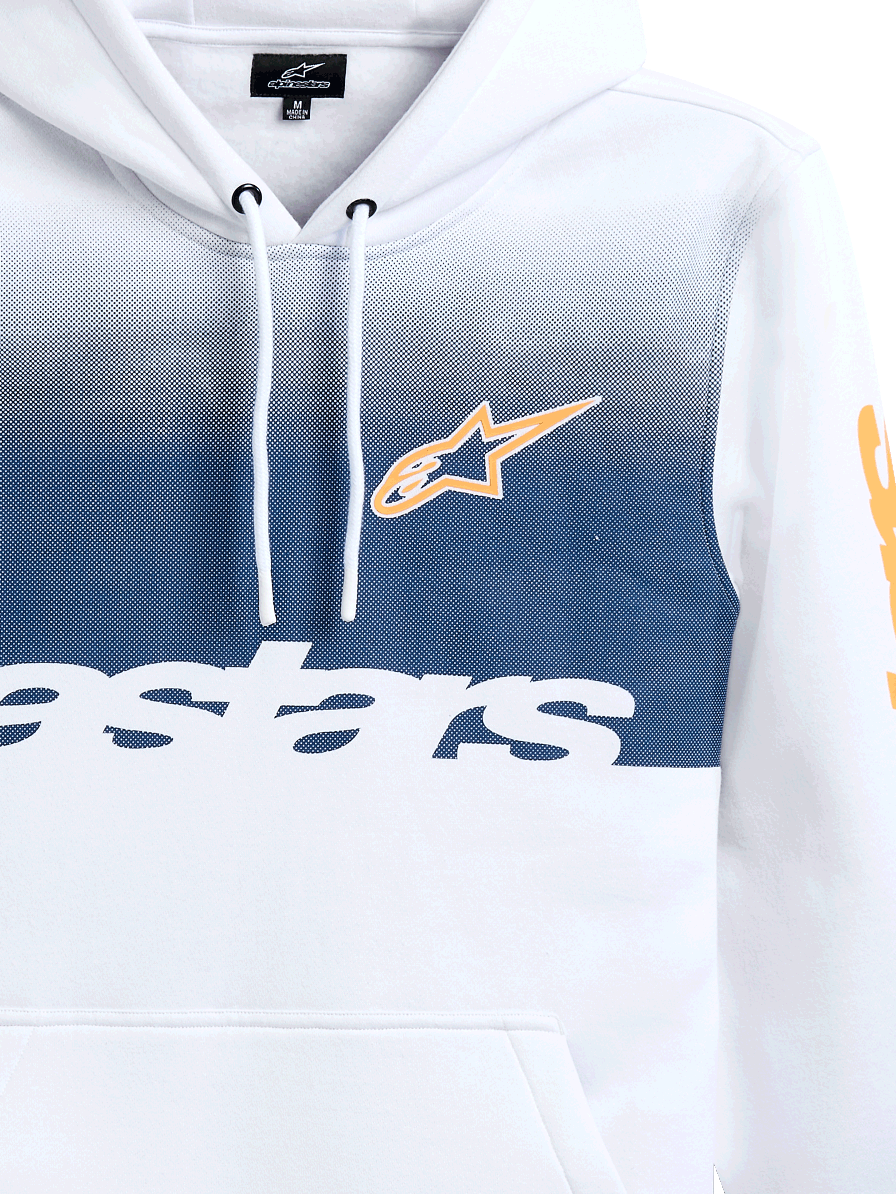 Sudadera con capucha Alpinestars Specter, blanca con un estampado degradado en azul marino, con el logotipo de la estrella de Alpinestars en naranja y marca denominativa en blanco, sudadera casual de forro polar inspirada en el automovilismo con capucha con cordón ajustable