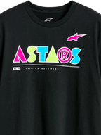 Camiseta Alpinestars Cereal CSF, camiseta de manga corta, negra, logotipo ASTARS geométrico y colorido con acentos en rosa, verde y azul, texto Premium Racewear, ropa urbana casual de estilo motorsport