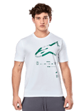 Alpinestars Geografica CSF Tee, camiseta blanca de manga corta con gráfico Astars multi-tech verde y símbolos técnicos, ropa deportiva casual de motorsport