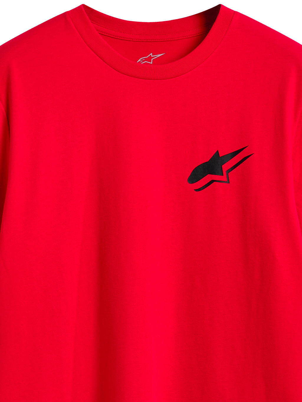 Camiseta Alpinestars Formulate CSF, camiseta de manga corta, roja, logotipo de Astars negro en el pecho, vista de primer plano del cuello y del gráfico frontal, ropa casual de estilo de vida
