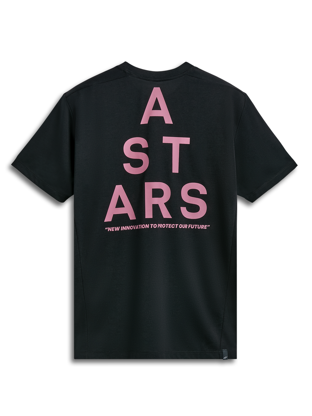 Alpinestars Attrition Performance Tee, camiseta de manga corta, negra, vista posterior con un gran gráfico de bloques ASTARS en rosa y el texto 'NEW INNOVATION TO PROTECT OUR FUTURE', ropa deportiva de rendimiento sostenible