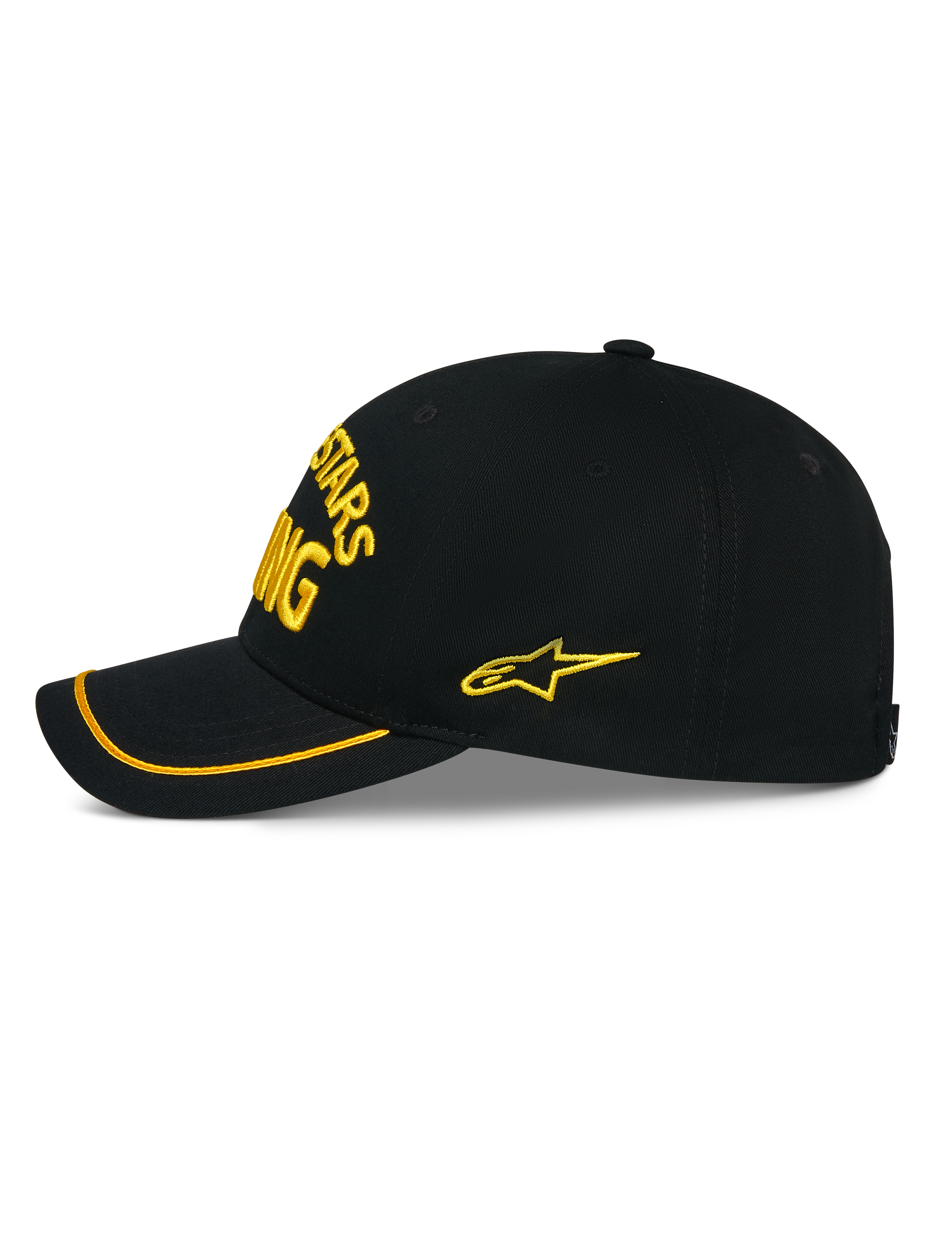 Gorra Luminary de Alpinestars, gorra snapback negra vista desde el lateral, bordado amarillo en 3D en el frente y el lateral, visera curva con ribete de sutache amarillo, construcción estructurada de sarga de algodón