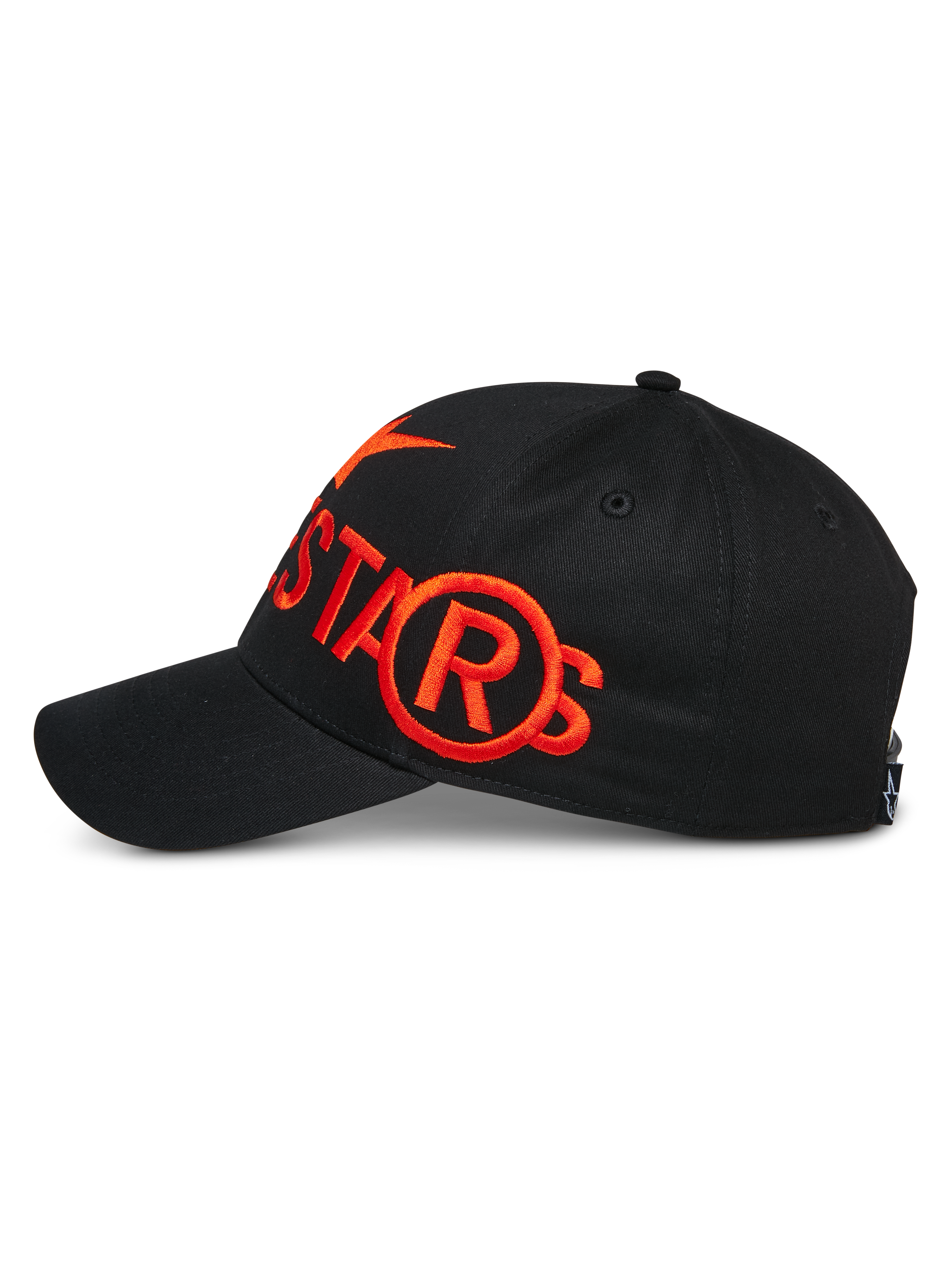 Gorra Alpinestars Committed, negra, gorra de béisbol snapback, vista lateral con un gran logotipo bordado plano en color naranja, corona estructurada con visera curva, accesorio casual de estilo de vida de motor