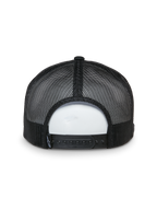 Gorra Trucker That Way de Alpinestars, vista trasera, negra, paneles de malla traseros con cierre snapback ajustable, pequeña etiqueta con logo tejido, accesorio para la cabeza casual inspirado en el motorsport