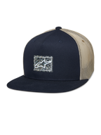Alpinestars Mackinic Trucker Hat, gorra snapback de visera plana, azul marino y malla caqui, cuenta con un parche de logo frontal cuadrado con un fondo moteado, accesorio casual de estilo de vida