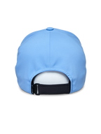 Gorra Alpinestars Apex, azul, vista trasera con correa de velcro ajustable negra, construcción de copa suave sin costuras, tejido técnico que absorbe la humedad, gorra deportiva de alto rendimiento