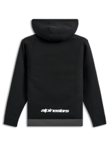 Sudadera con capucha Alpinestars Parallel, vista trasera, negra con dobladillo en gris gunmetal, logotipo de palabra Alpinestars en blanco en la parte inferior de la espalda, ropa de calle casual inspirada en el automovilismo, mangas largas con puños de canalé