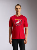 Alpinestars Plate CSF Tee, camiseta de manga corta, roja, gráfico frontal de placa Astars MX con logotipo de estrella blanca y texto "Racing Ahead", prenda casual de estilo motorsport