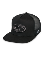 Gorra Alpinestars Contender Trucker, gorra snapback negra con visera plana, parche ovalado frontal con logo Astars a cuadros y texto Racing Ahead, parte posterior de malla negra, bordado lateral, ropa urbana casual de estilo motorista