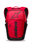 Mochila Alpinestars GFX Boss, mochila diaria roja y negra de 20L, con logotipo Astars de silicona en relieve y marca vertical, bolsillos laterales de malla, correas acolchadas de malla de aire y construcción duradera de poliéster 600D