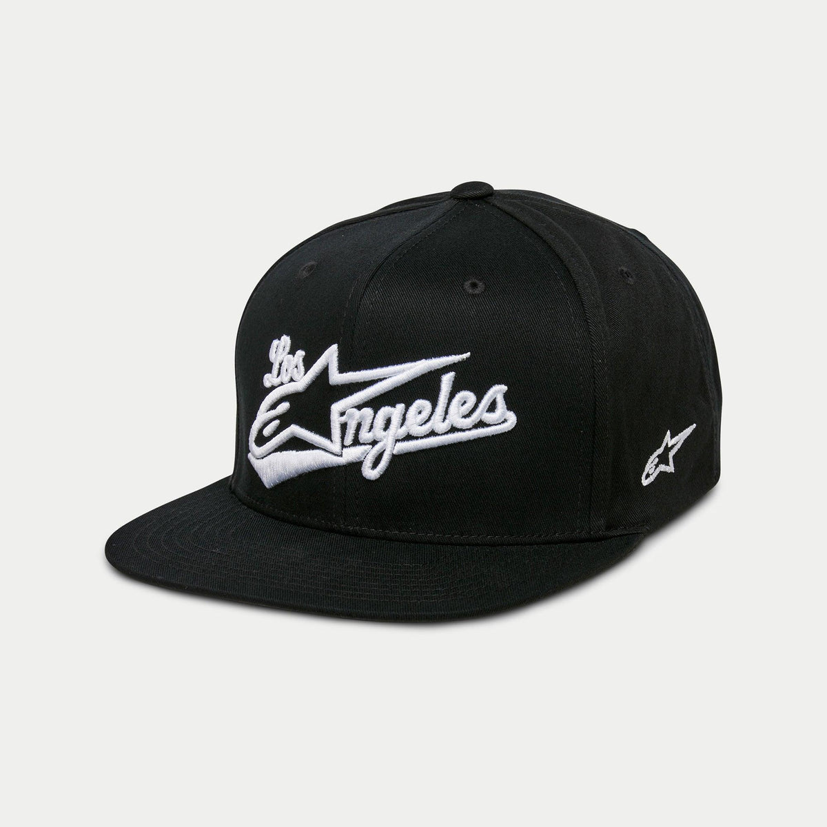 Gorra Alpinestars Los Angeles, gorra snapback de visera plana, negro y blanco, bordado 3D con fuente atlética y logotipo Astars, corona estructurada, estilo casual de automovilismo y streetwear
