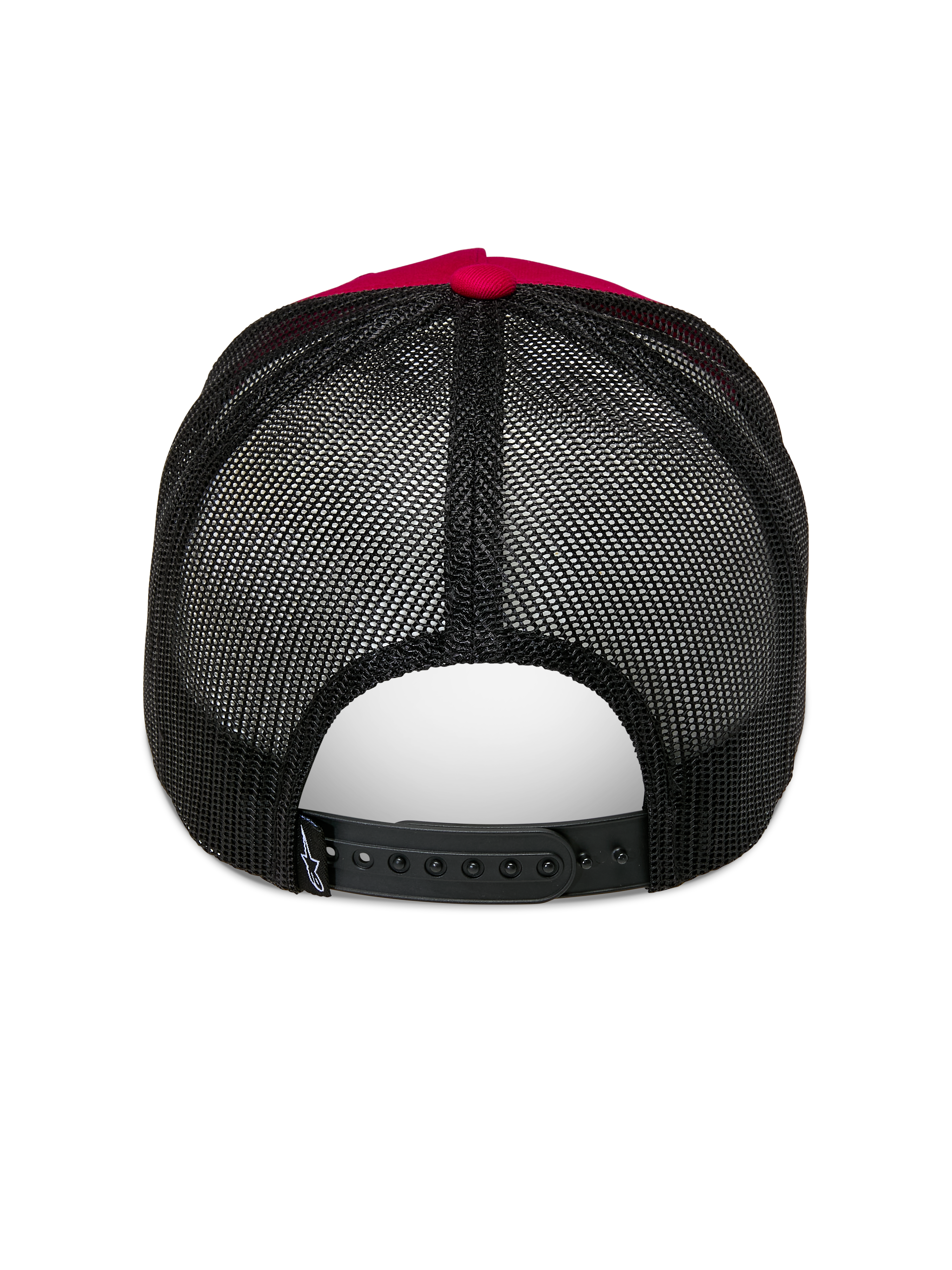 Gorra Trucker Alpinestars Ageless, rojo y negro, vista trasera con malla de poliéster negra y cierre snapback ajustable, botón superior y detalles de la corona en rojo, gorra casual de estilo motorsport