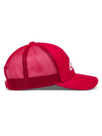 Alpinestars Ageless Snapback, gorra deportiva roja con malla trasera transpirable, visera curva y logotipo bordado en blanco