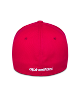 Gorra Alpinestars Corp Shift Multi, roja, vista trasera que muestra el logotipo bordado en blanco, diseño de parte trasera flexible, ropa deportiva casual inspirada en el automovilismo