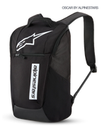 Alpinestars Defcon V3, mochila deportiva de uso diario de 13,6 l en negro y blanco, con logotipo Astars y marca estampados, bolsillo frontal con cremallera y correas acolchadas para los hombros